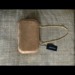 Gold box clutch with chain